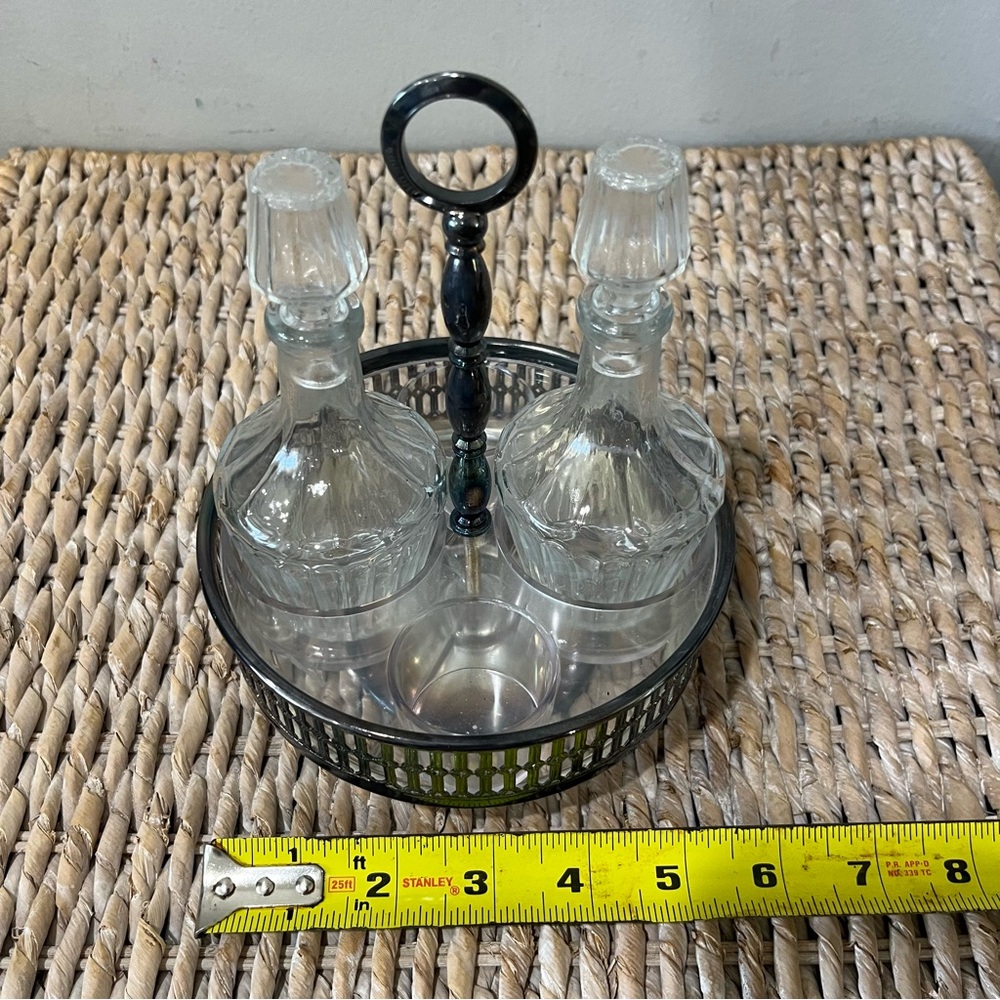 Antique Vintage Cruet Set~ Oil, Vinegar Silver Plated Holder Set 7” tall - Picture 8 of 9